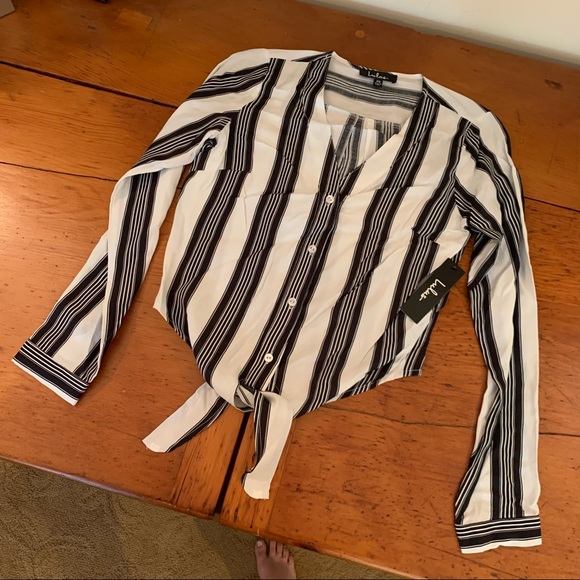 NET Lulu’s Tie Top - Picture 3 of 6